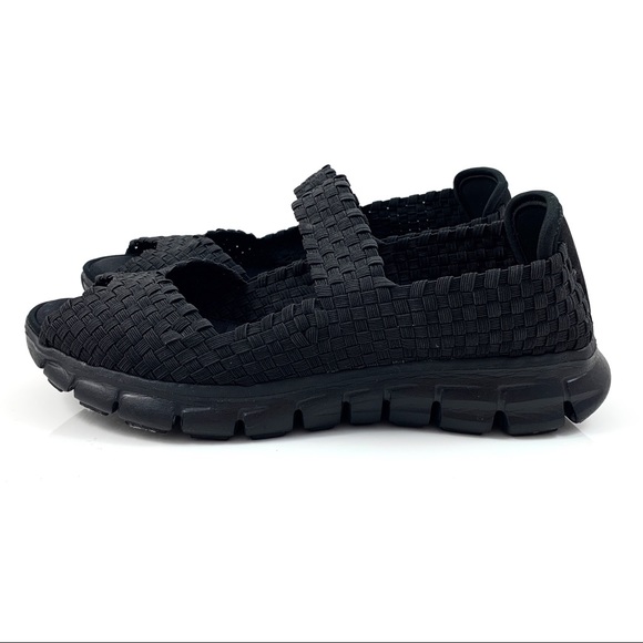 woven elastic sandals